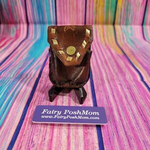 Genuine Leather Mini Pouch with Star - Fits Air Pods!